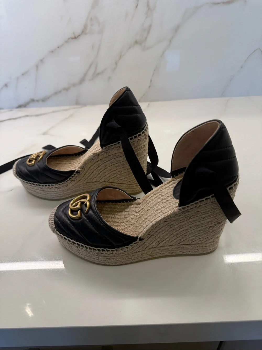 Gucci authentic black